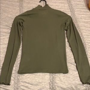 Long sleeve turtle neck